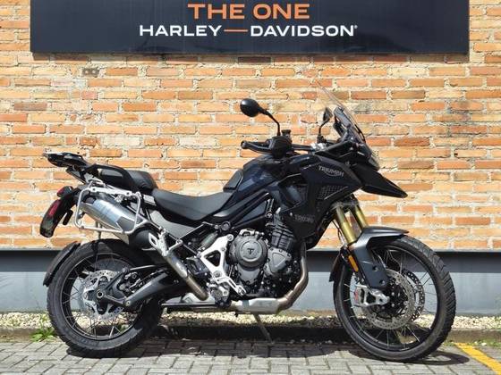 TRIUMPH TIGER 1200 BLACK EDITION TRIUMPH TIGER 1200 BLACK EDITION